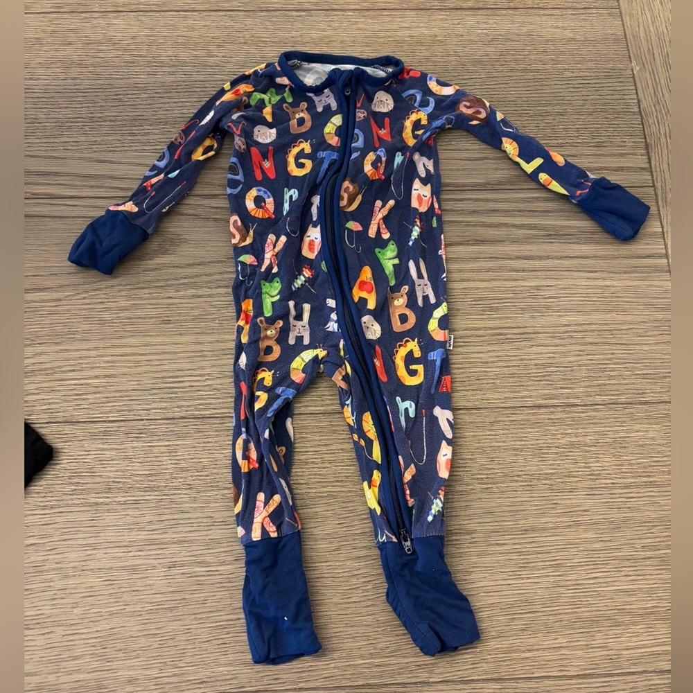 Little sleepies alphabet 3-6m